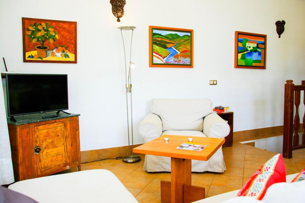 Casa Rural Villa Lola Y Juan Ариа Экстерьер фото